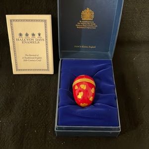 Halcyon Days Enamels ring box